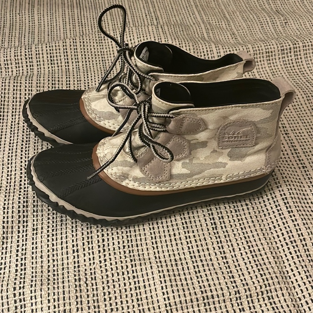 Camo Sorel boots